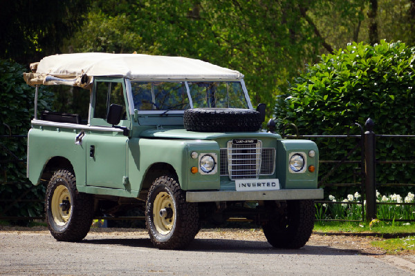 Inverted Introduces Electrified Land Rover Series