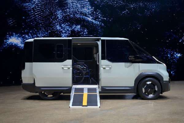 Kia Introduces Wheelchair Accessible PV5 WAV