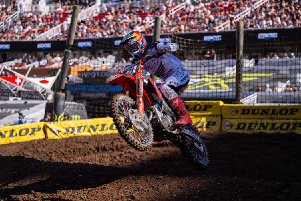Wilson Places Seventh in Supercross Finale