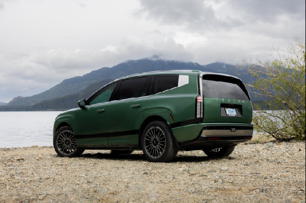 Pricing Announced for 2026 Hyundai IONIQ 9 EV