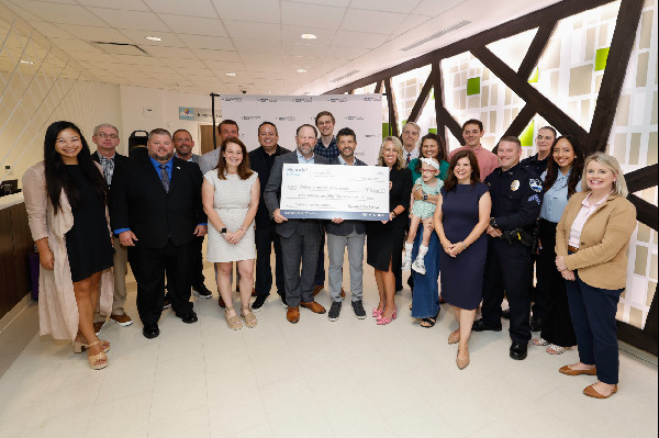 Hyundai Donates $150,000 to Children's Hospital