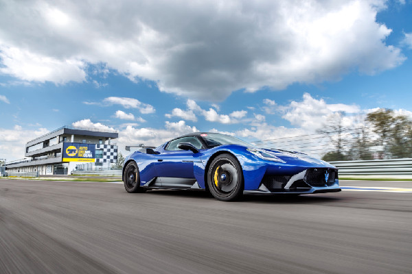 Master Maserati Driving Experience 2025