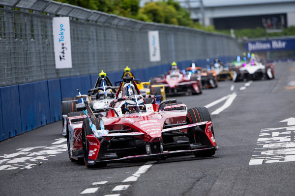 Nissan Aims for Championship Lead in Shanghai