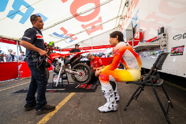 Wilson Places Seventh in Supercross Finale