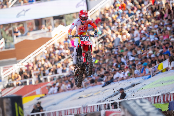 Wilson Places Seventh in Supercross Finale
