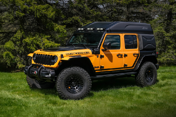 Jeep Unveils Rooftop Tent Concept at Expo