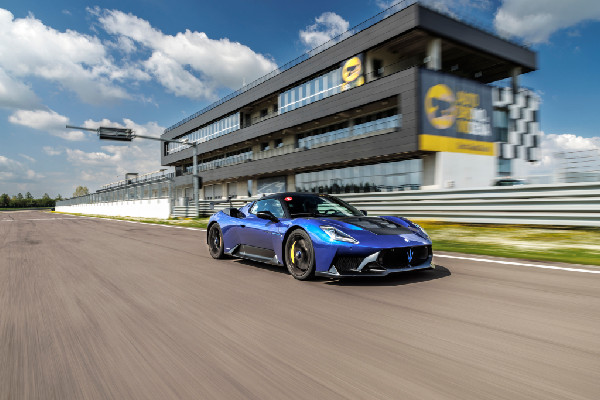 Master Maserati Driving Experience 2025