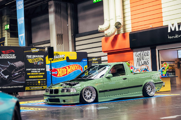 UK Car Enthusiasts Join Hot Wheels Legends Tour