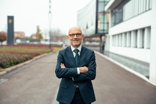 Lamborghini Reports Growth in Q1 2025