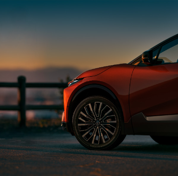 Introducing the 2026 Toyota C-HR BEV