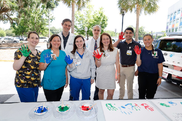 Hyundai Donates $150,000 to Children's Hospital