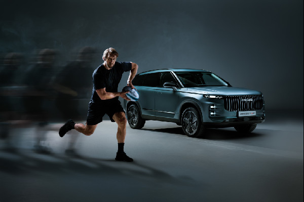 Sports Fans Travel Over 100 Miles for Matches