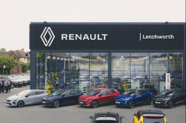 Letchworth's First Renault Retailer Opens Doors