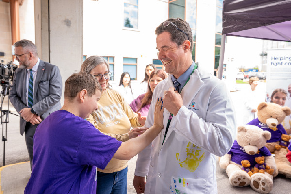 Hyundai Canada Supports CHEO with $250,000 Donation