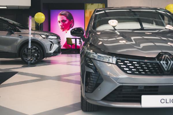 Letchworth's First Renault Retailer Opens Doors