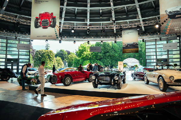 Ferrari Sets New Auction Record in Italy