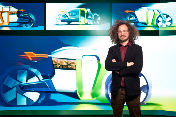 Škoda Unveils Futuristic Slavia B Motorcycle Concept