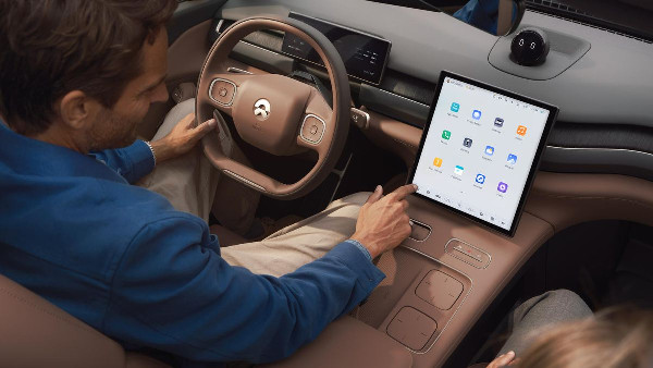 NIO Partners with Parkopedia for Parking Services