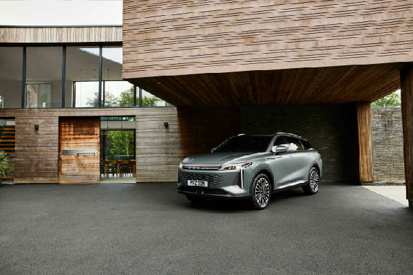 OMODA 9 SHS Now Available for UK Drivers