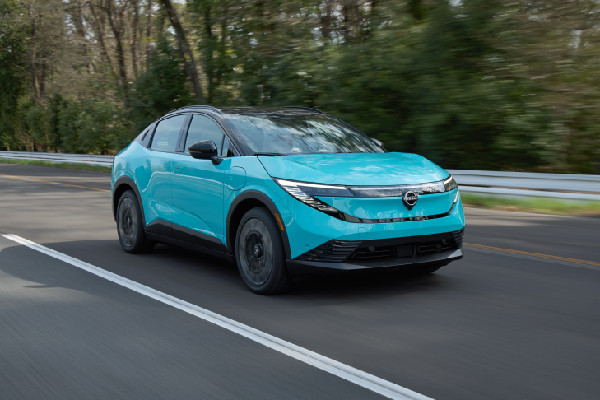 Nissan Launches New Third-Generation LEAF