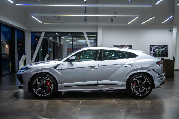 Lamborghini Opens New Showroom in Tbilisi