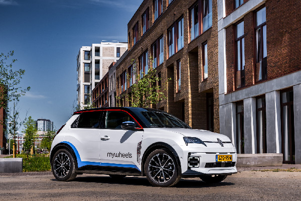 Utrecht Introduces V2G Car-Sharing Service