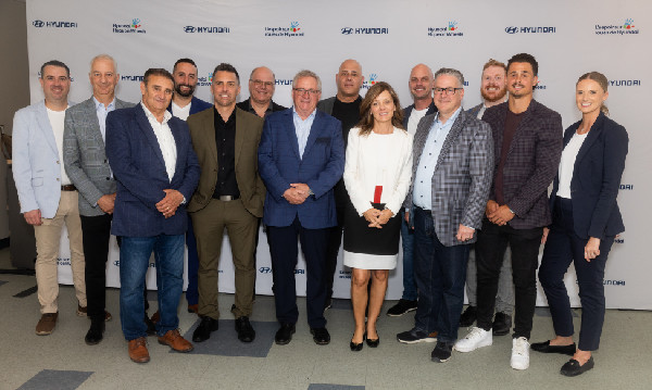 Hyundai Donates $250,000 to Support Art Therapy