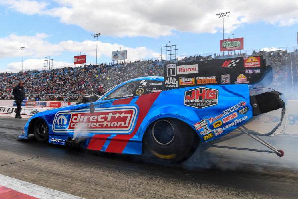 Stewart Reaches Semifinals at NHRA Virginia Nationals