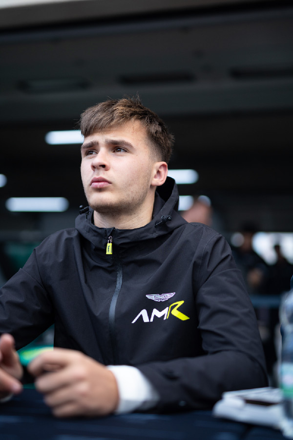 Aston Martin Vantage Defends Title at Spa