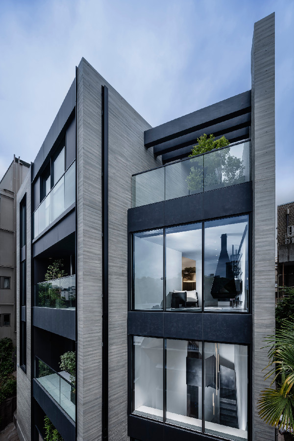 Aston Martin Launches Luxury Home in Japan