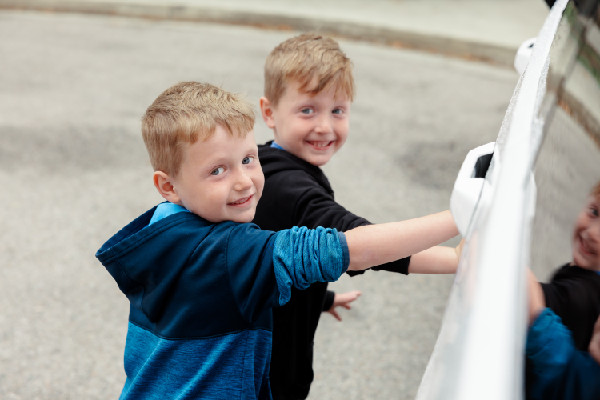 Hyundai Donates $250,000 to Children's Hospital