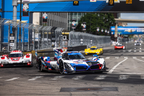 BMW M Hybrid V8 Places Fifth in Detroit