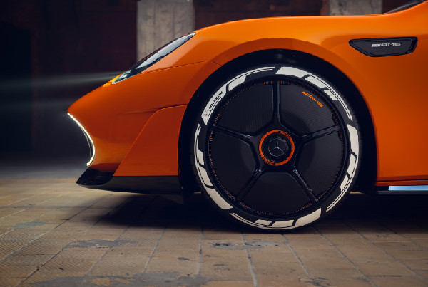 Revolutionary Performance of Concept AMG GT XX