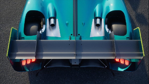 Aston Martin Valkyrie LM Offers Unique Track Experience