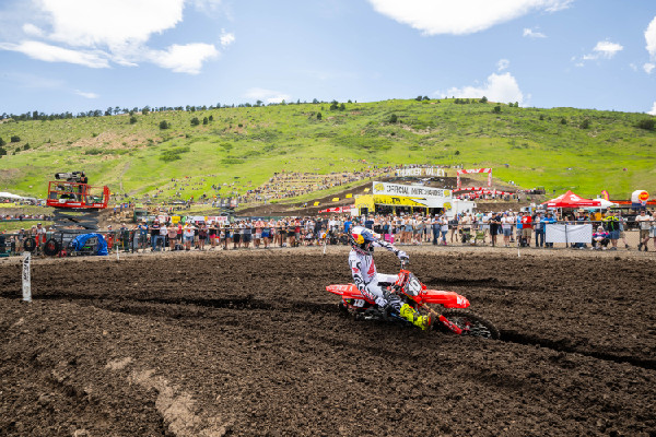 Honda HRC Progressive Triumphs at Thunder Valley MX
