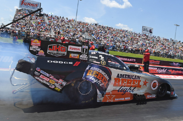 Stewart Reaches Semifinals at NHRA Virginia Nationals