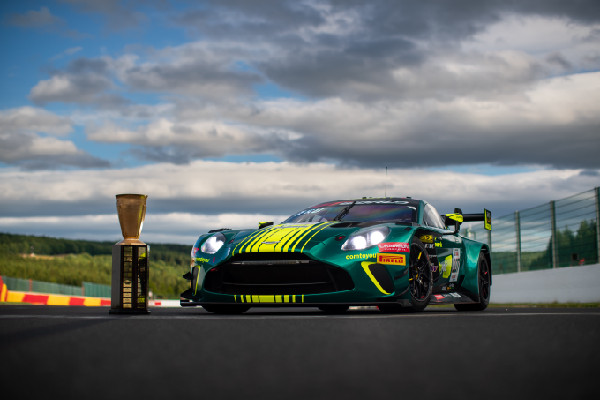Aston Martin Vantage Defends Title at Spa