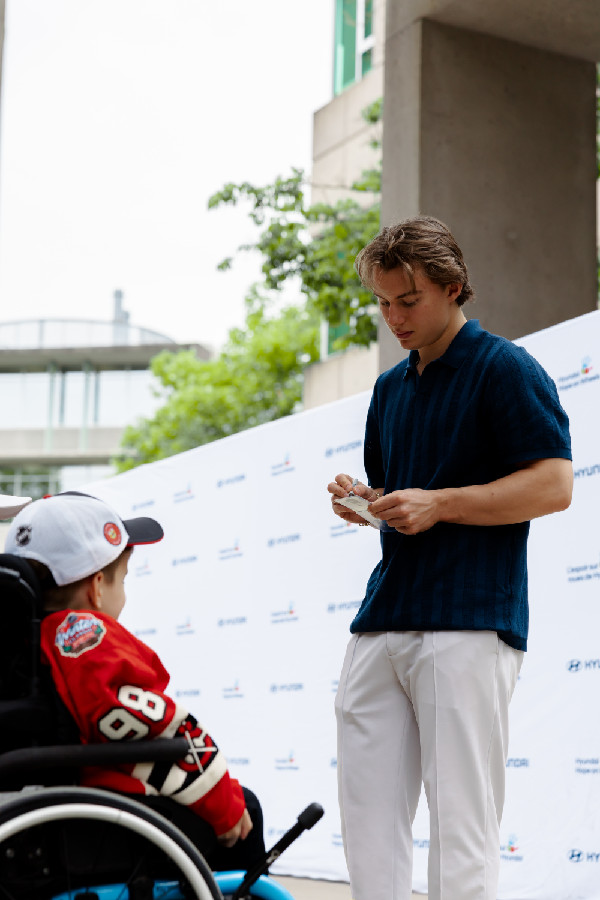 Hyundai Donates $250,000 to Children's Hospital