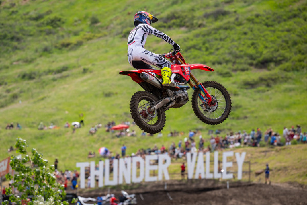 Honda HRC Progressive Triumphs at Thunder Valley MX