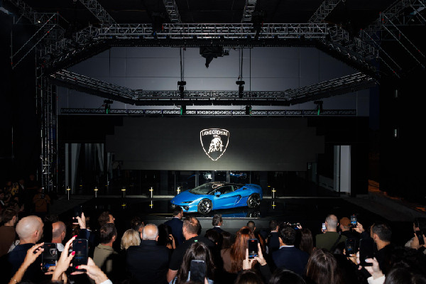 Lamborghini Opens New Showroom in Tbilisi