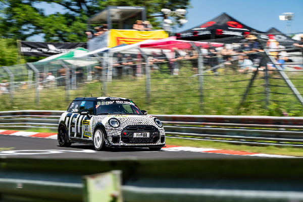MINI JCW Takes Second Place at Nürburgring
