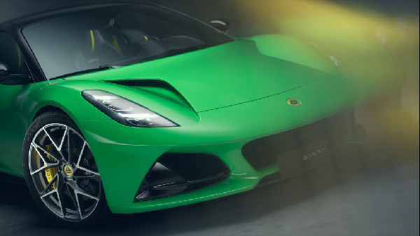 New Lotus Emira V6 SE and Turbo Models Launched