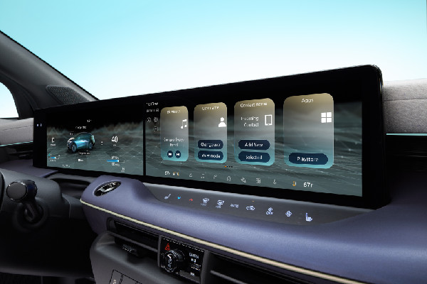 Nissan Launches New LEAF Electric Vehicle in Sunderland