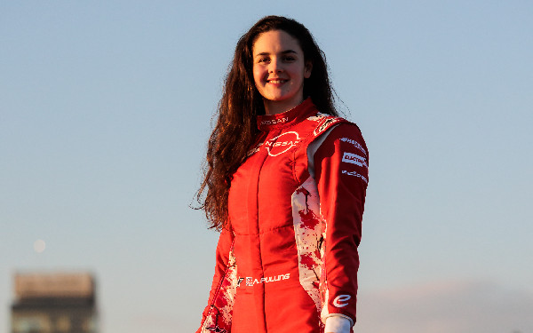Abbi Pulling Joins Nissan Formula E Team