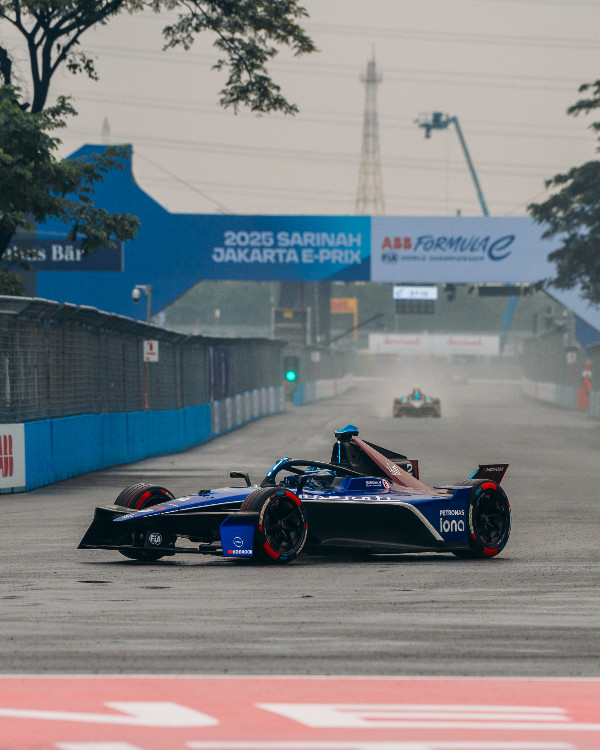 Maserati MSG Racing Struggles in Jakarta E-Prix