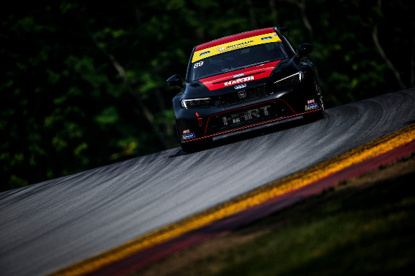 Honda Claims Third at Mid-Ohio Race