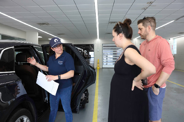 Hyundai Hosts Child Safety Seat Check in Chicago
