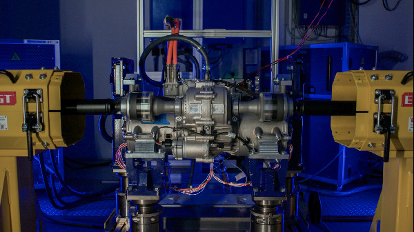 Innovative Hybrid Powertrain in Bugatti Tourbillon