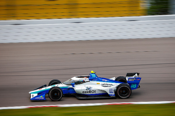 Kirkwood Wins Eighth IndyCar Race for Honda