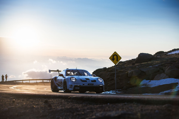 HELLA Teams Up with Robb Holland at Pikes Peak